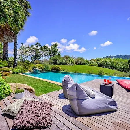 House In Surroundings With Pool Holiday home *