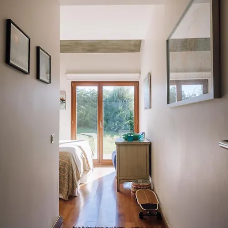House In Surroundings With Pool Holiday home Sintra